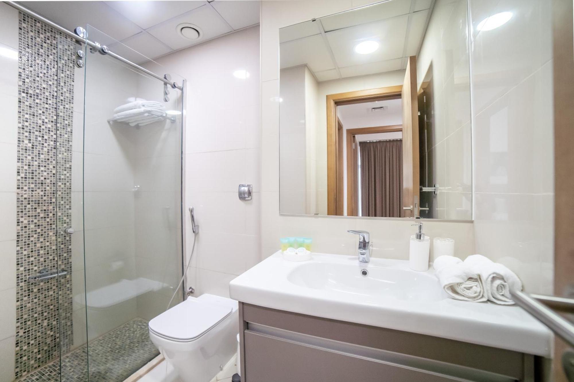 Continental Tower, Dubai Marina - Luton Vacation Homes Room photo